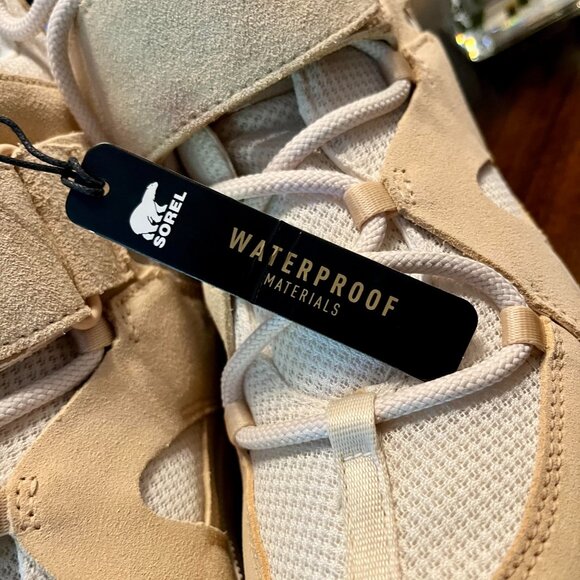 BRAND NEW Women's Sorel Out N About Sporty Wedge Sneaker Booties in Sand Size 9 - Picture 7 of 8